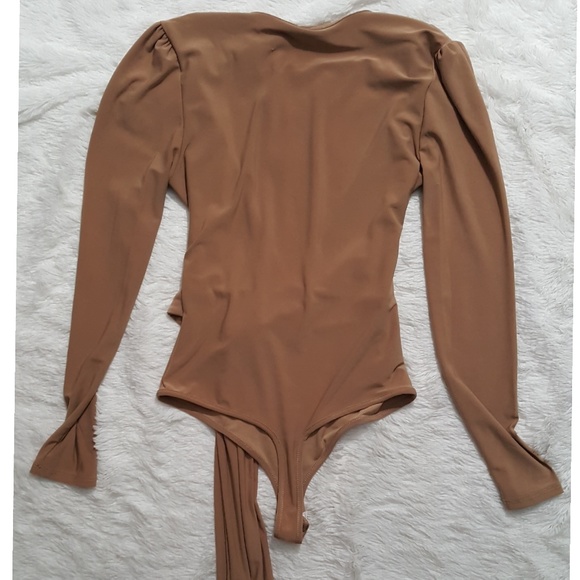 ▪LAST ONE!▪"In A Twist" Nude Bodysuit - Picture 5 of 8